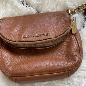 Micheal Kors small crossbody bag